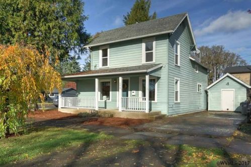 392 Court St, Dallas, OR 97338-2036