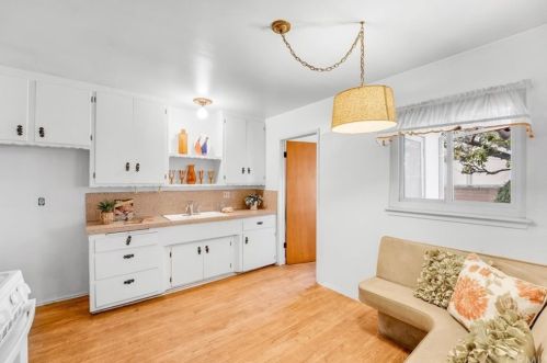 2569 Rome Ave, Anaheim CA  92804-4019 exterior