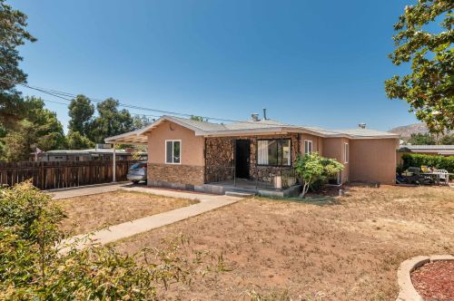 13256 Lindo Ln, Lakeside, CA 92040-4325