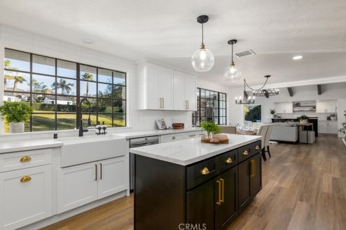 1232 Pleiades Dr, Vista CA  92084-6531 exterior