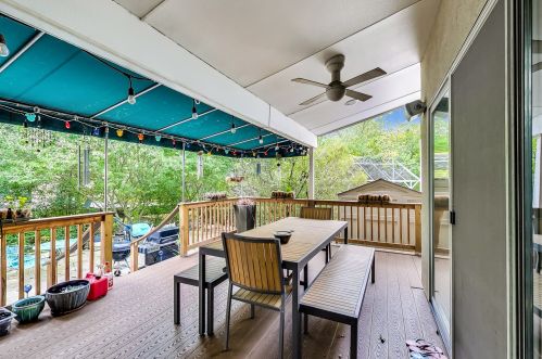 6 Dunsinane Ln, Bannockburn IL  60015-1500 exterior