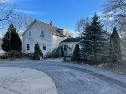 10 Sunapee Ct, Coventry, RI 02816-6156