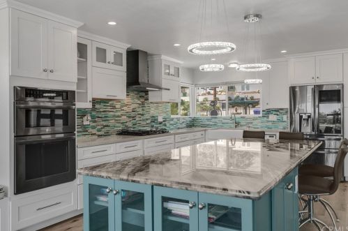 450 25 St, Upland CA 91784-8338 exterior