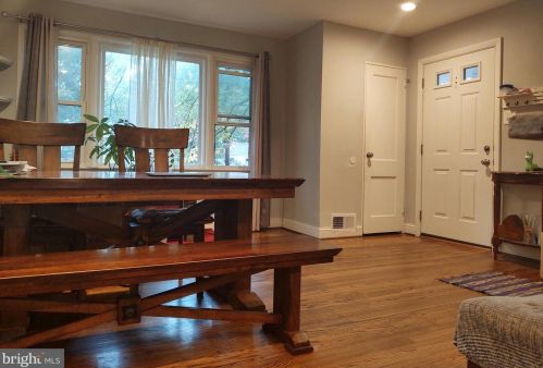 3201 Henderson Ave, Silver Spring MD 20902-1921 exterior