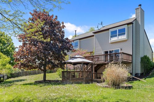 1034 Big Eagle Trl, Carol Stream IL  60188-9154 exterior