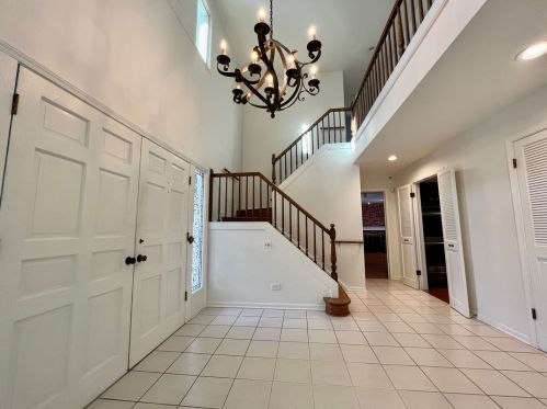 1235 Deere Park Ln, Bannockburn, IL 60015-3004