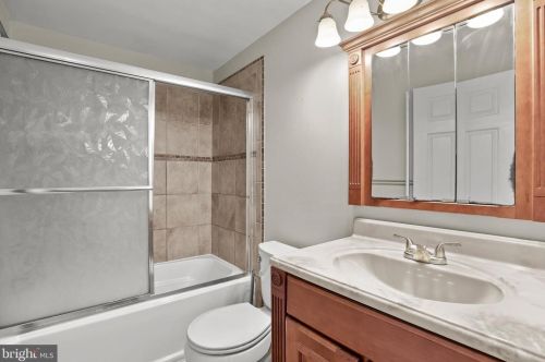 5524 Green Dory Ln, Columbia MD  21044-1915 exterior