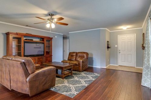 2129 Franks St, Fort Worth TX  76177-7367 exterior