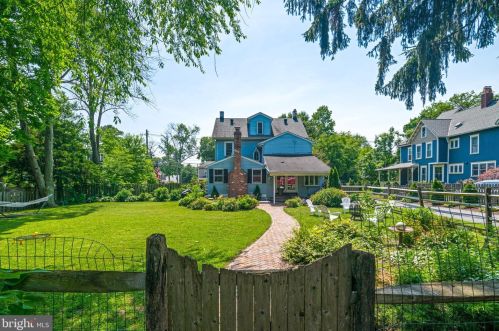 59 Potter St, Tavistock NJ 08033-1312 exterior