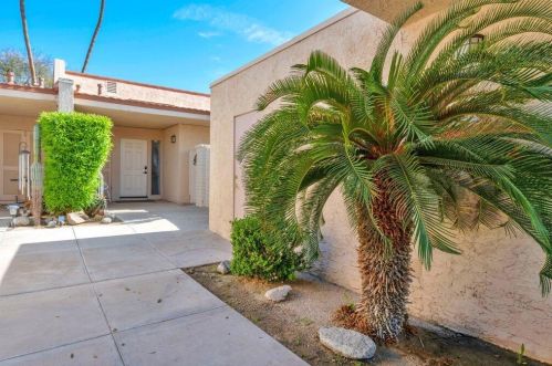 80076 Palm Circle Dr, La Quinta, CA 92253-4415