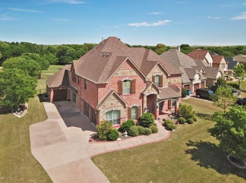 12332 Indian Creek Dr, Fort Worth, TX 76179-6639