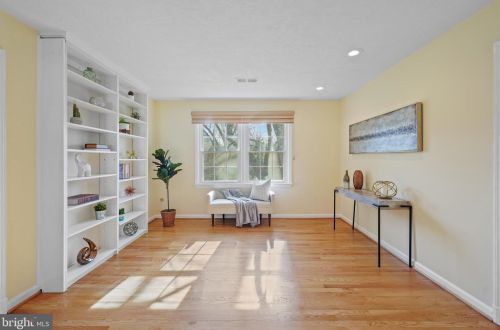 14400 Sandy Rdg Rd, Silver Spring MD 20904-5946 exterior