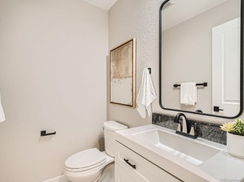 20368 Briarwood Ave, Denver CO  80016-1702 exterior