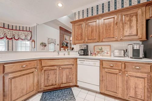 6009 Longmire Trl, Conroe TX  77304-4866 exterior