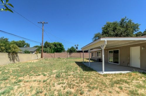 2373 Heather St, Simi Valley CA 93065-2618 exterior