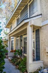 532 Spring Rd, Moorpark, CA 93021-2042