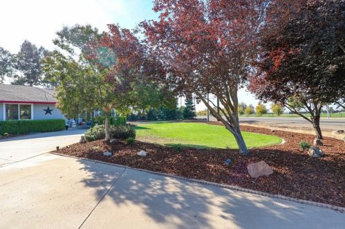 5390 G St, Merced, CA 95340-9135