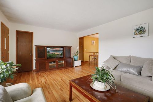 656 17th Ave, Saint Paul MN  55112-6523 exterior
