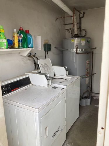 1061 Springfield St, Upland CA 91786-2633 exterior