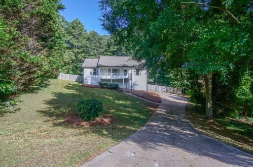 394 Thornbrooke Dr, Hiram, GA 30141-4723