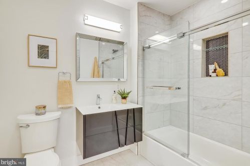 106 Geneva Ave, Silver Spring MD  20910-5105 exterior