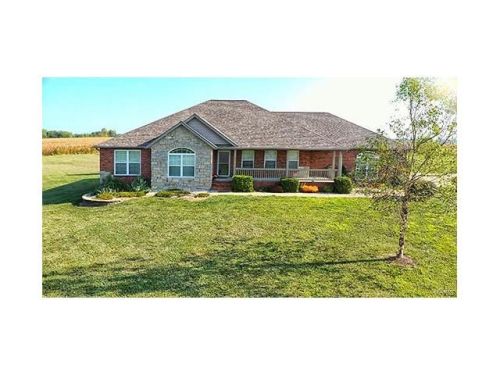 12 Moonlight Ct, Collinsville, IL 62234-6975