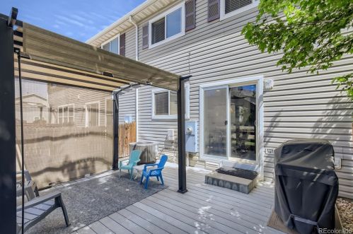 7882 Kittredge Cir, Englewood CO 80112-4644 exterior