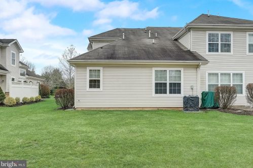 166 Copperfield Dr, Trenton NJ  08648-2583 exterior