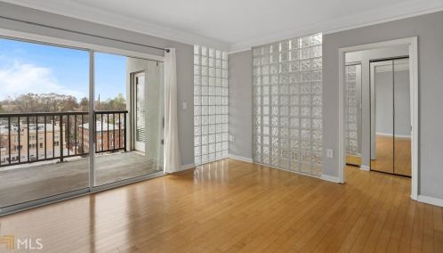 275 13th St, Atlanta, GA 30309-7636