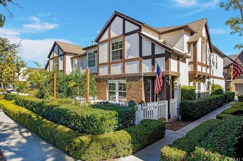 6 Three Vines Ct, San Juan Capistrano, CA 92694-0409