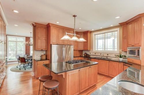 1126 Shoreline Dr, Jefferson GA  30549-2142 exterior
