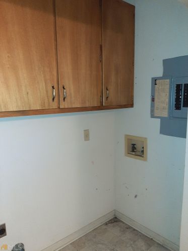 906 Little Bear Cv, Conyers GA  30012-4768 exterior