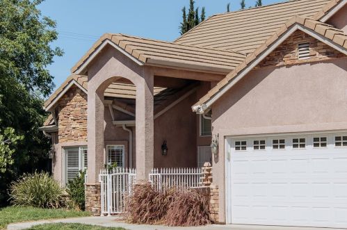 676 Peter John Way, Modesto, CA 95351-4443