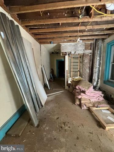 129 63rd St, Philadelphia PA 19142-2303 exterior