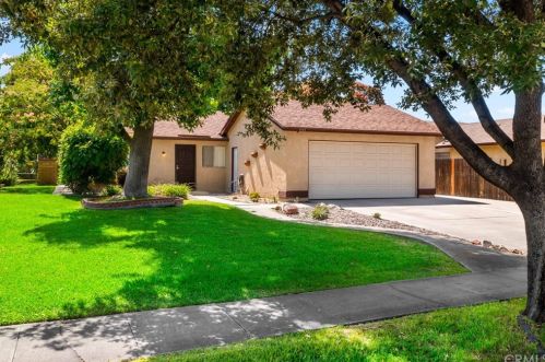 1333 Hunter Dr, Redlands, CA 92374-2525
