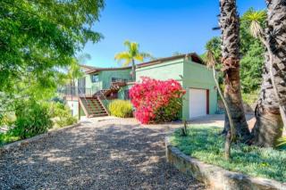 10157 Rancho Roble Rd, Escondido, CA 92026-7315