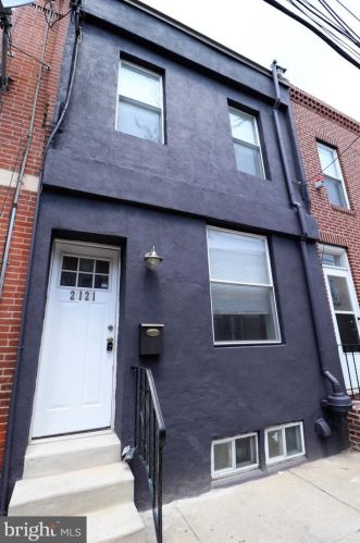 2121 Earp St, Philadelphia, PA 19146-4531