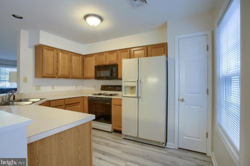 125 Partridge Cir, Carlisle PA  17013-8748 exterior