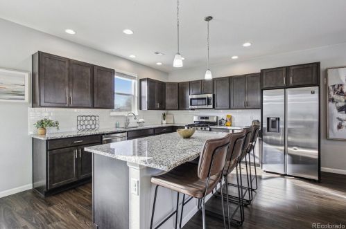 1540 Elmwood Pl, Denver CO  80221-3223 exterior