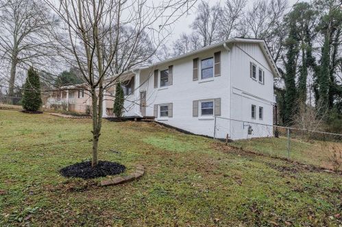 3647 Bishop Dr, Tucker, GA 30084-7141