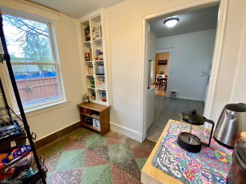 38 Douglas St, Saint Paul MN  55102-2714 exterior