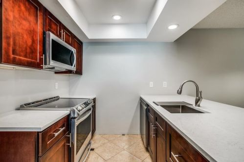 409 San Mateo Dr, Garland TX  exterior