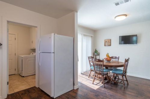 1645 Canal Farm Ln, Los Banos CA 93635-4405 exterior