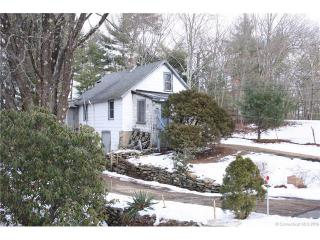 26 Alice St, Chestnut Hill, CT 06226-3806