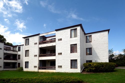302 Miner St, Arlington Hts, IL 60005-5622