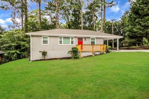 2877 Horse Shoe Dr, Atlanta GA  30316-4230 exterior