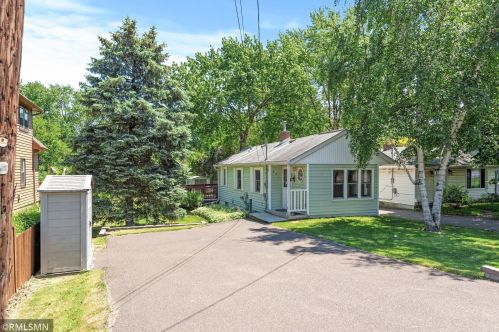 521 Geneva Ave, Saint Paul, MN 55128-6421