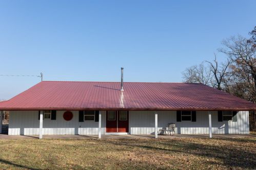8491 South Dr, Festus, MO 63028-5288