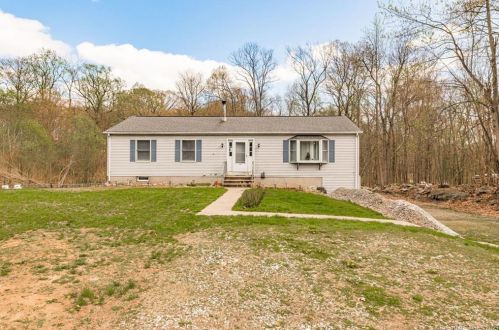 1050 Summit Rd, Cheshire, CT 06410-1327