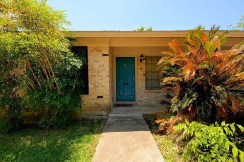4702 Finley Dr, Austin, TX 78731-5923